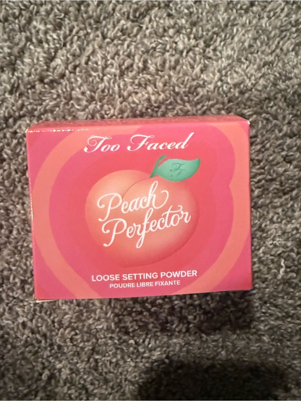 Too Faced Peach Perfector Loose Setting Powder - Peachy pink new in box